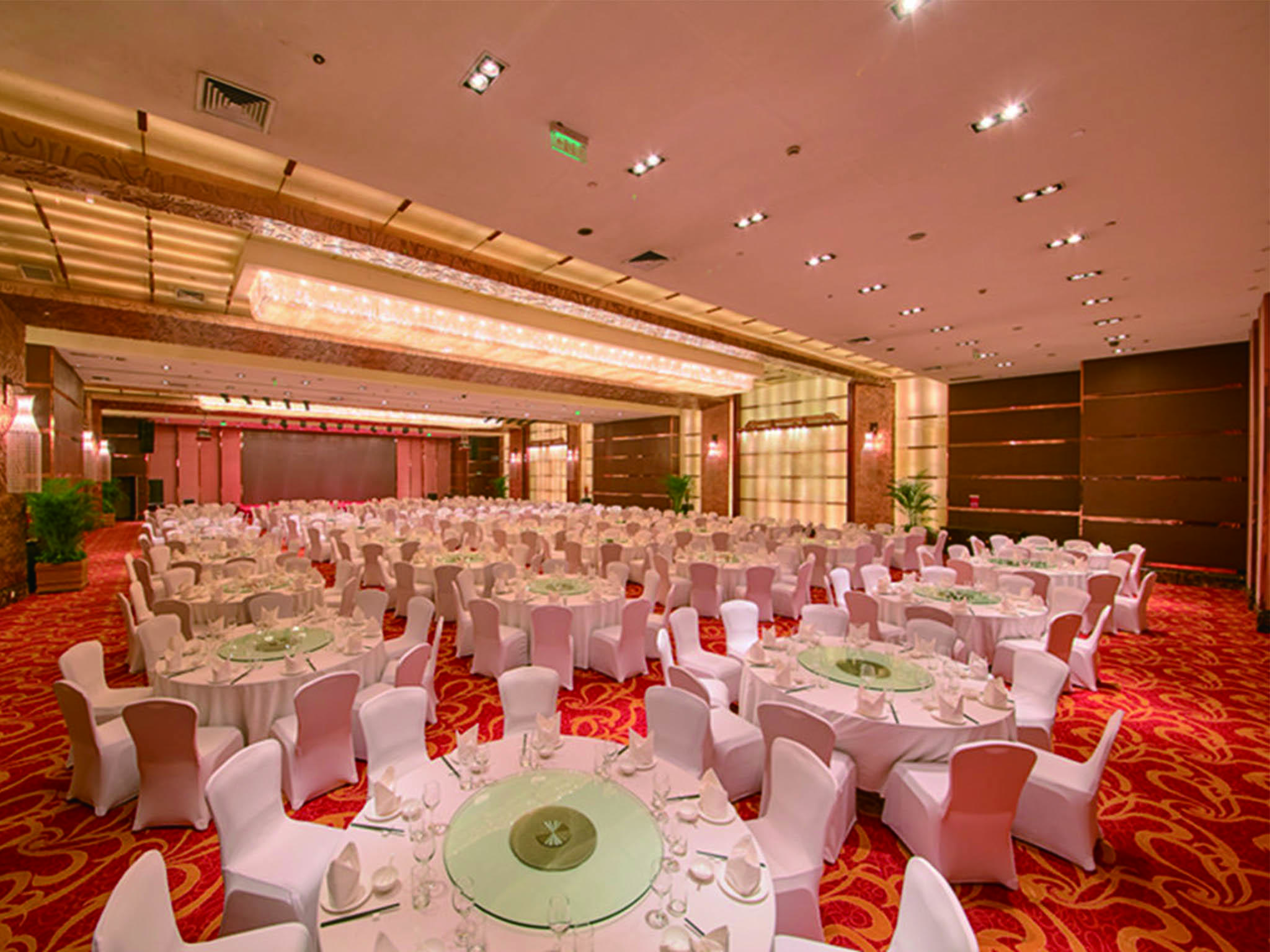 Gehua New Century Hotel Peking Exteriör bild
